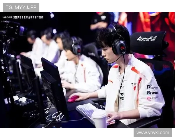 BLG迎战TES强强对话 决战巅峰谁能笑到最后